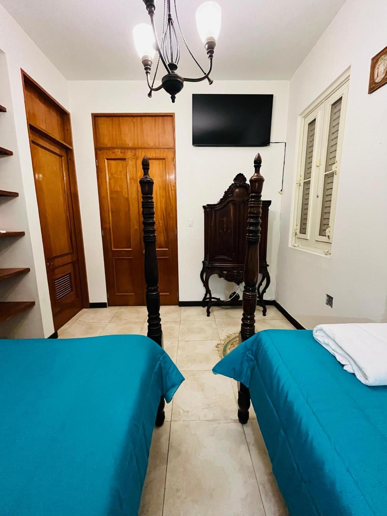Hotel Libertad Lares Eksteriør billede